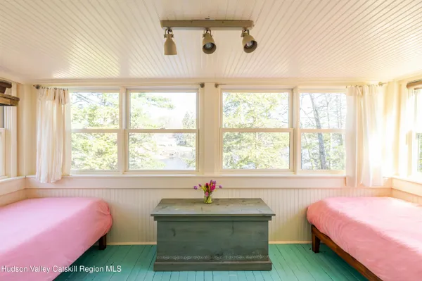 $775,000 | 78 Concourse, Niverville, NY 12130