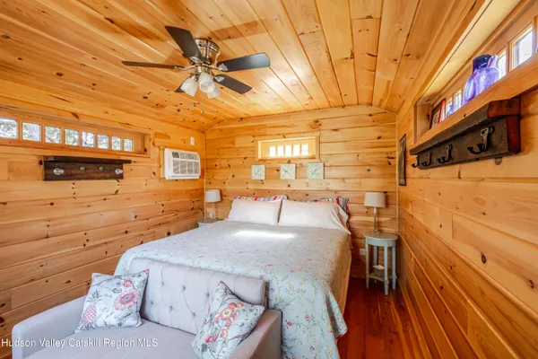 $775,000 | 78 Concourse, Niverville, NY 12130