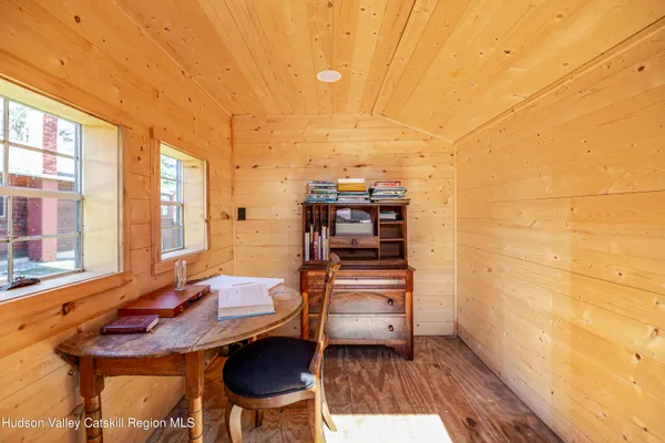 $775,000 | 78 Concourse, Niverville, NY 12130