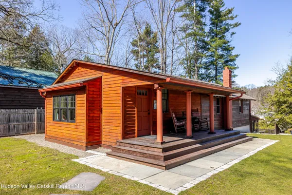 $775,000 | 78 Concourse, Niverville, NY 12130