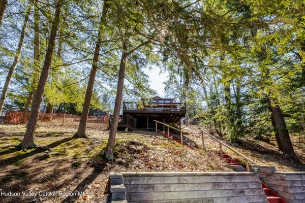 $775,000 | 78 Concourse, Niverville, NY 12130