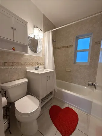 $3,200 | 6141 Southwest 47th Street, Unit 1, Miami, FL 33155