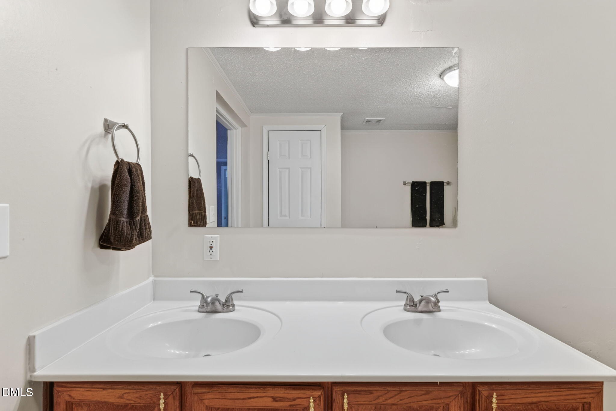 1229 Tingen Road Broadway, NC 27505 - Photo 14 of 37 29-web-or-mls-DSC00139