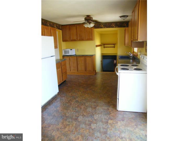 524 Dougfield Road Newark, DE 19713 - Photo 12 of 13 Kitchen