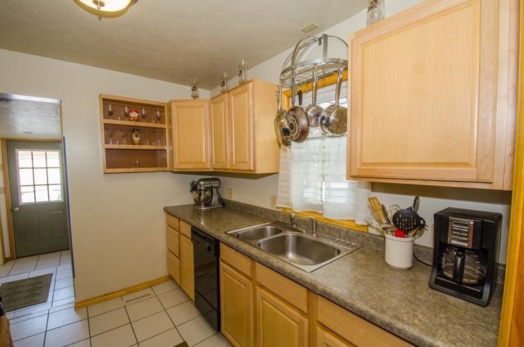 20073 Brick Road South Bend, IN 46637 - Photo 15 of 23 Gallery Image 15