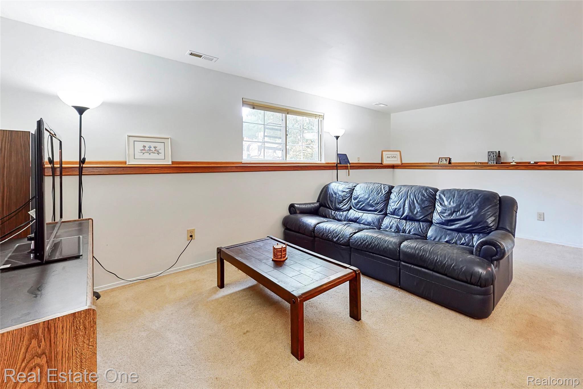 517 West High Street Fenton, MI 48430 - Photo 14 of 33 It is like having a blank canvass to start with.
