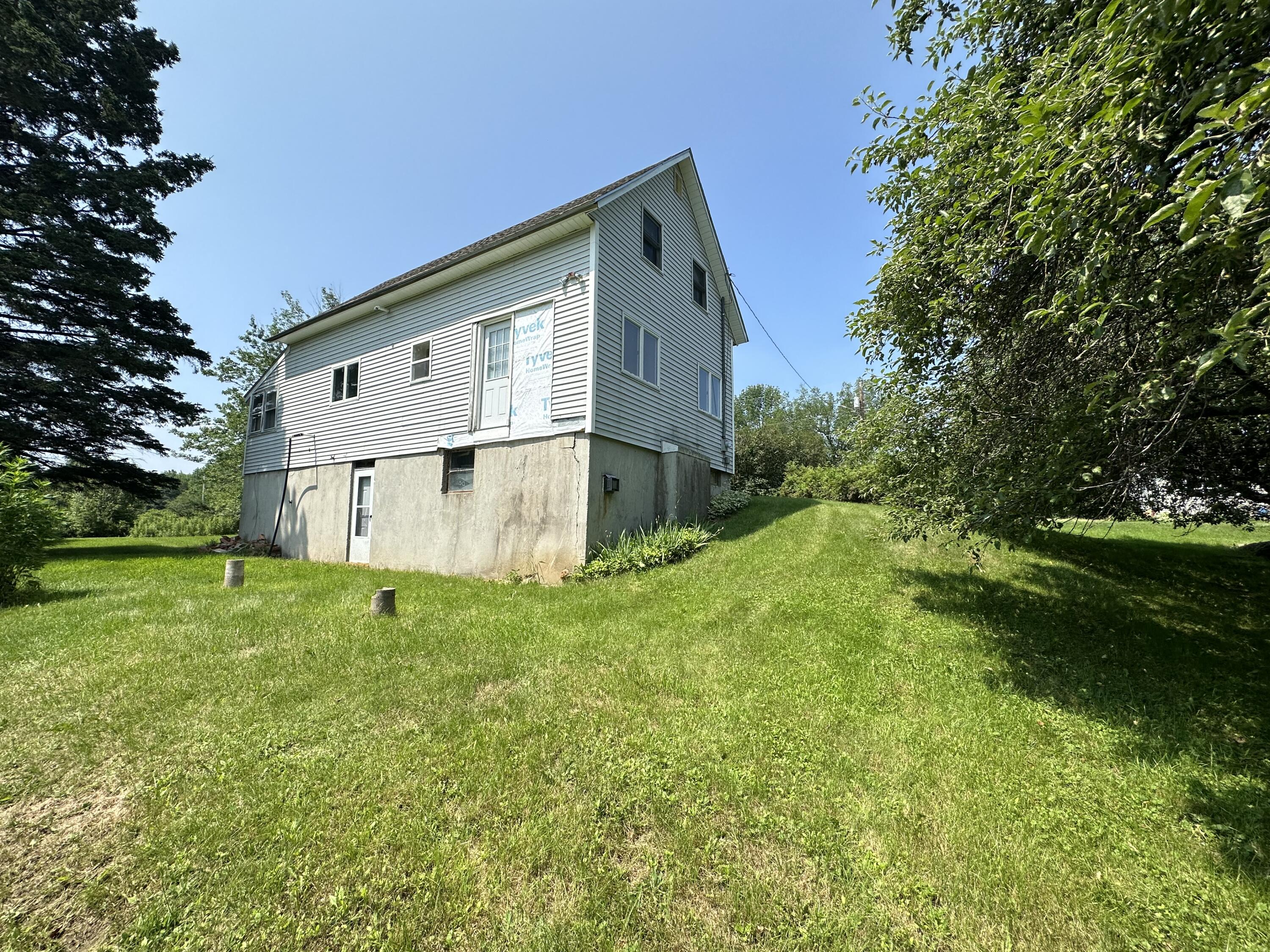 349 Woodville Road Lincoln, ME 04457 - Photo 4 of 31 D04C4287-2072-4777-8B4F-6071BF840E34