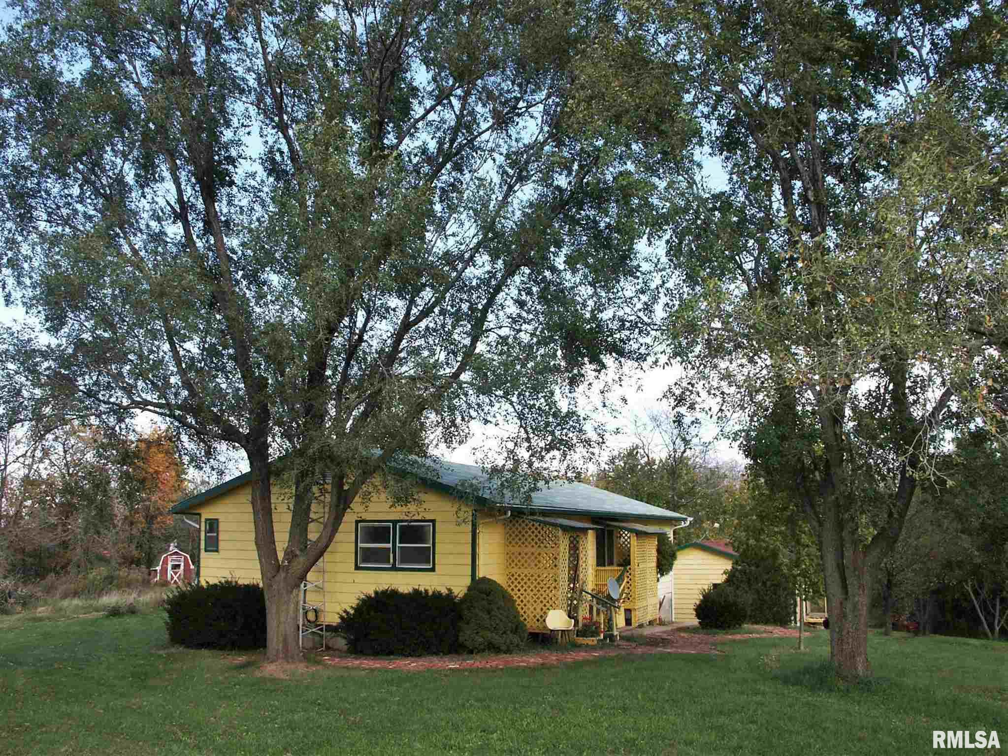 285 Waco Road Bushnell, IL 61422 - Photo 1 of 13