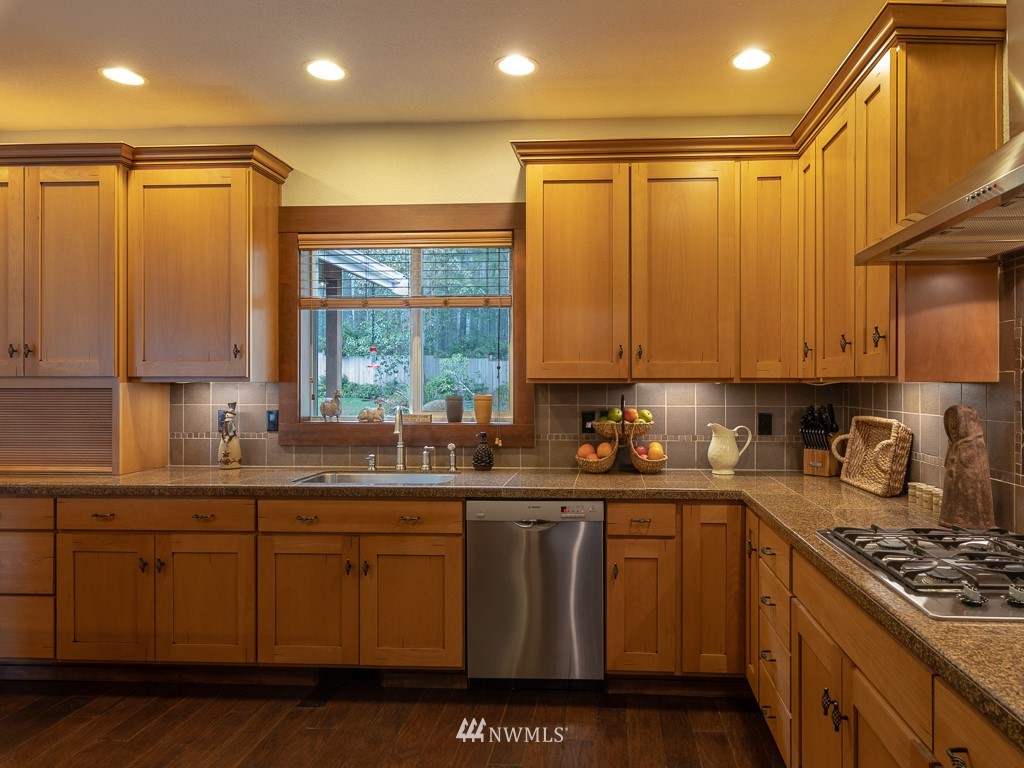 780 East Soderberg Road Allyn, WA 98524 - Photo 13 of 25 Gallery Image 13