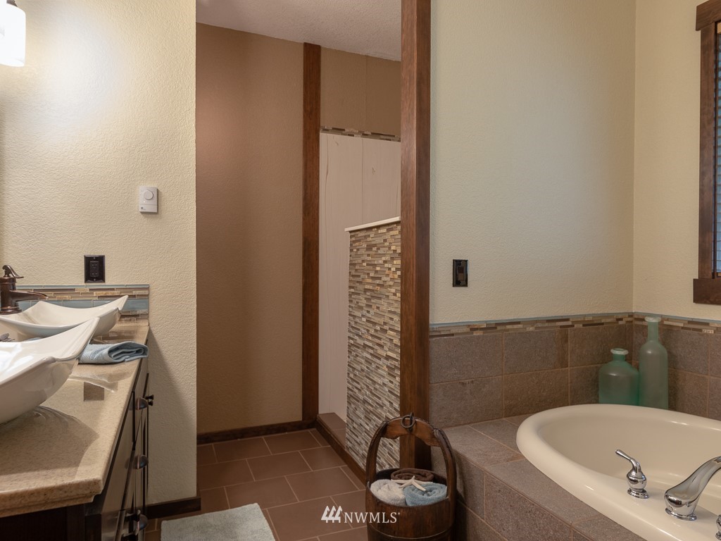 780 East Soderberg Road Allyn, WA 98524 - Photo 19 of 25 Gallery Image 19