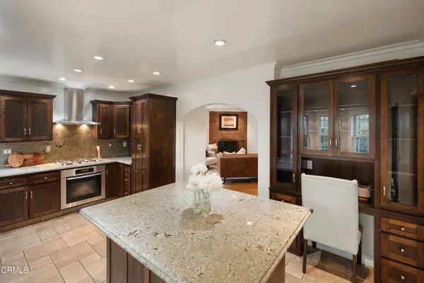 $2,388,000 | 941 Chehalem Road, La Canada Flintridge, CA 91011