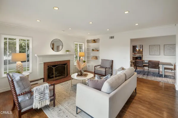 $2,388,000 | 941 Chehalem Road, La Canada Flintridge, CA 91011