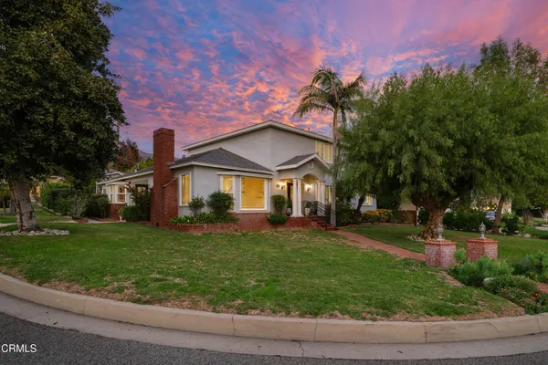 $2,388,000 | 941 Chehalem Road, La Canada Flintridge, CA 91011