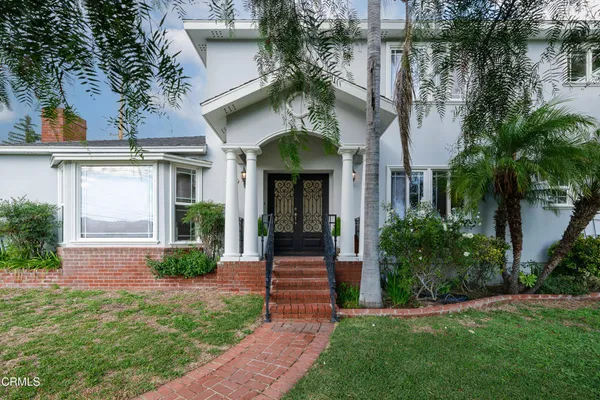 $2,388,000 | 941 Chehalem Road, La Canada Flintridge, CA 91011