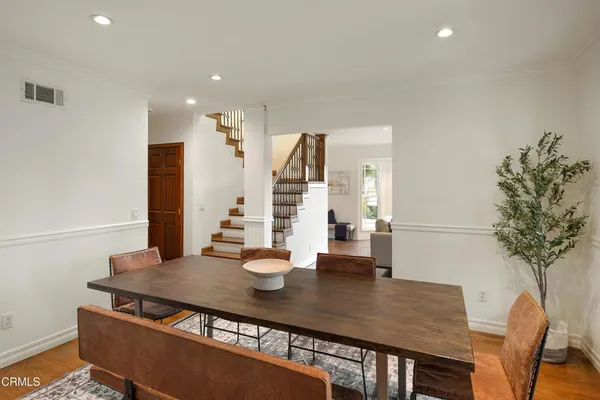 $2,388,000 | 941 Chehalem Road, La Canada Flintridge, CA 91011