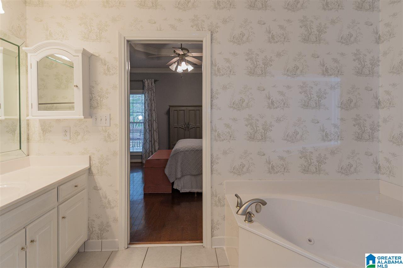 1034 Kensington Way Moody, AL 35004 - Photo 14 of 24