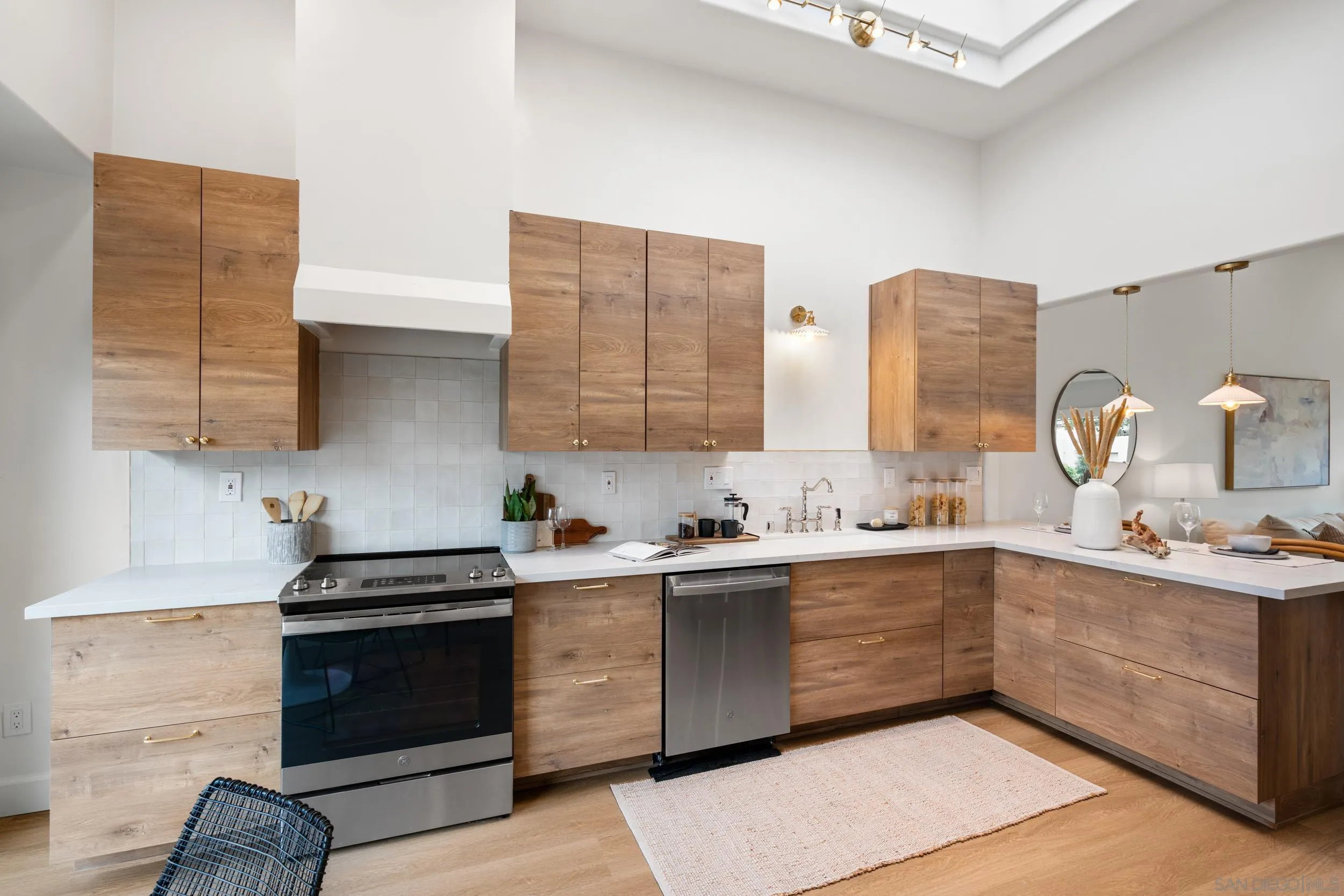 103 Cancha De Golf Rancho Santa Fe, CA 92091 - Photo 9 of 32