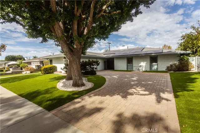 $1,459,000 | 521 West Memory Lane, Santa Ana, CA 92706