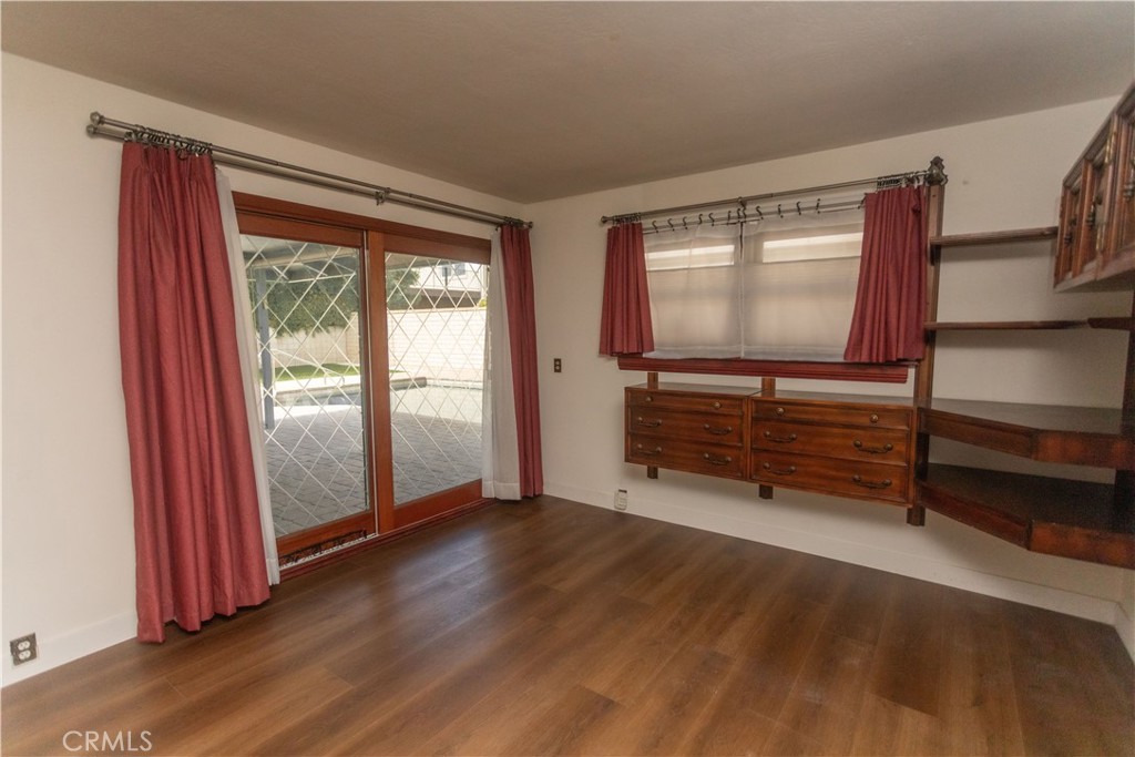 521 West Memory Lane Santa Ana, CA 92706 - Photo 27 of 43