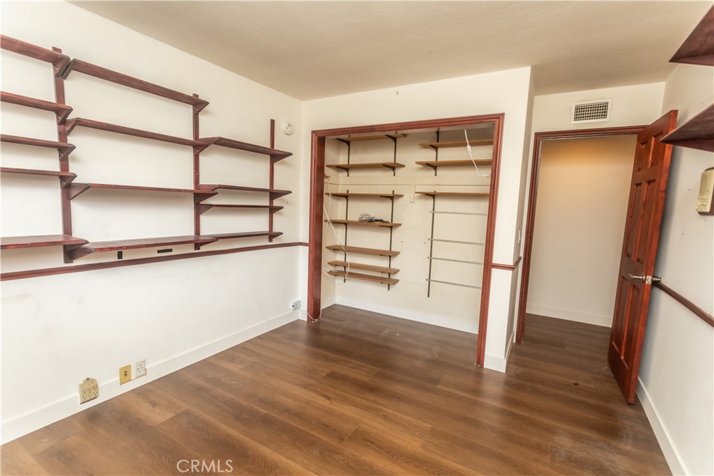 521 West Memory Lane Santa Ana, CA 92706 - Photo 38 of 43