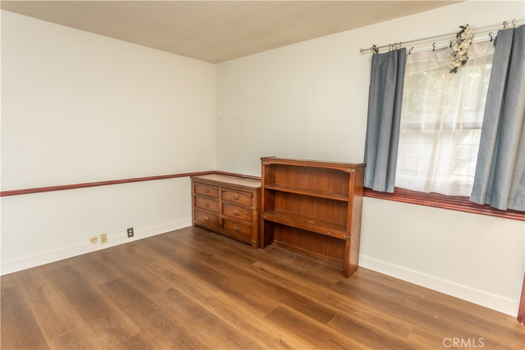 521 West Memory Lane Santa Ana, CA 92706 - Photo 40 of 43