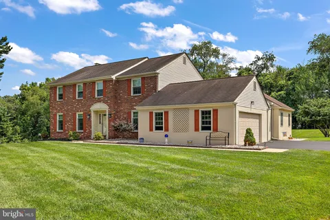 $699,500 | 114 Fraser Place, Newark, DE 19711