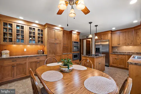 $699,500 | 114 Fraser Place, Newark, DE 19711