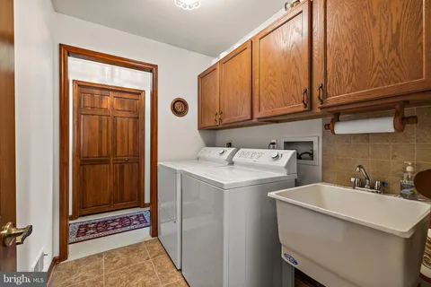 $699,500 | 114 Fraser Place, Newark, DE 19711