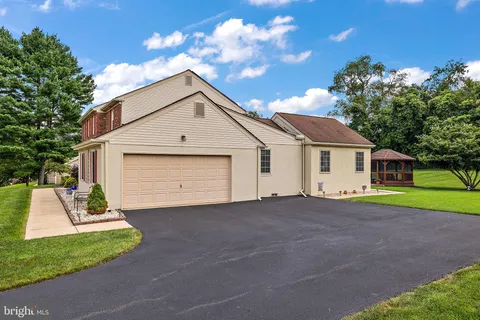 $699,500 | 114 Fraser Place, Newark, DE 19711