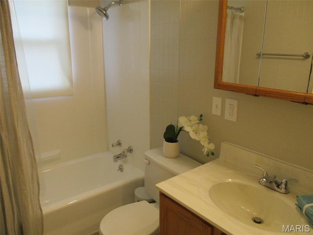 1101 West Boulevard Belleville, IL 62221 - Photo 16 of 28