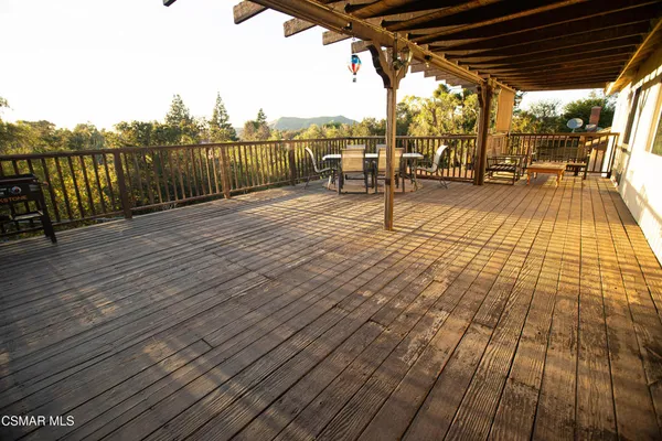 $1,129,000 | 683 Languid Lane, Simi Valley, CA 93065