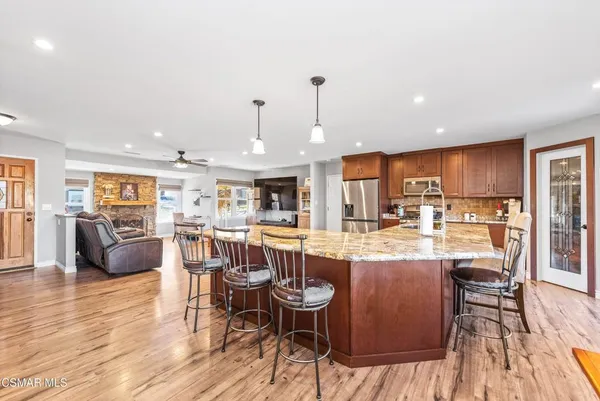 $1,129,000 | 683 Languid Lane, Simi Valley, CA 93065