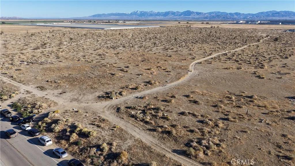 0 Vac/ave L(drt)/33 Road Palmdale, CA 93552 - Photo 21 of 26 a view of a lake view