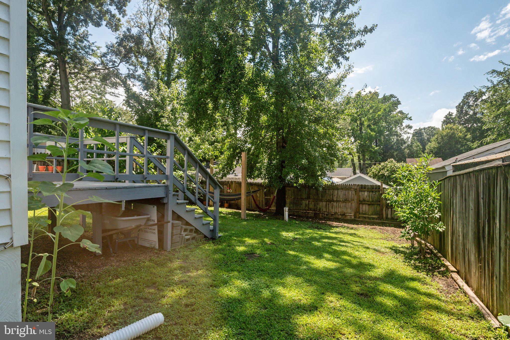 1734 Ridgely Road Edgewater, MD 21037 - Photo 29 of 33 Fenced in back yard