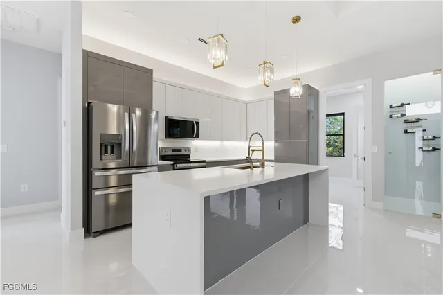 $419,900 | 2514 Sunniland Boulevard, Lehigh Acres, FL 33971