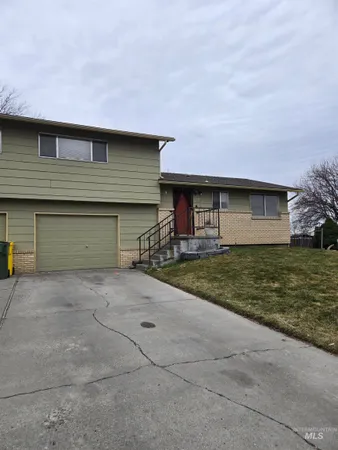 $265,000 | 798 Skyhawk Drive, Ontario, OR 97914