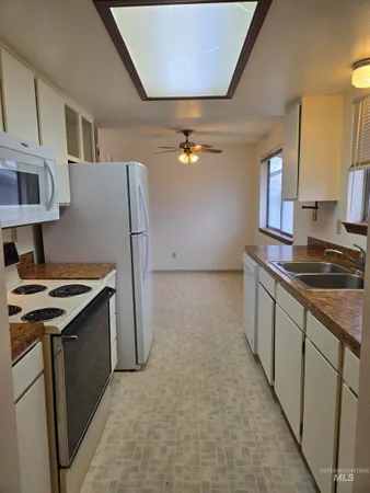 $265,000 | 798 Skyhawk Drive, Ontario, OR 97914