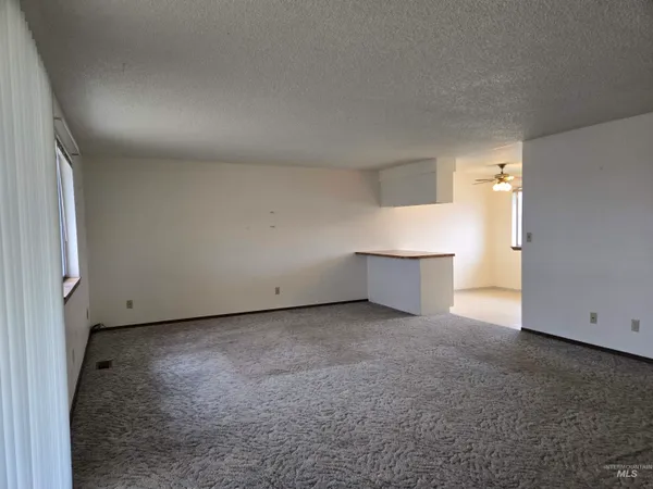 $265,000 | 798 Skyhawk Drive, Ontario, OR 97914