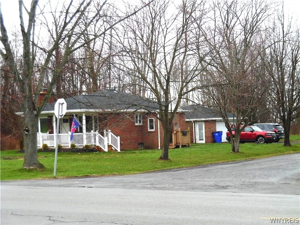 1691 Lake Road Porter, NY 14174 - Photo 2 of 15