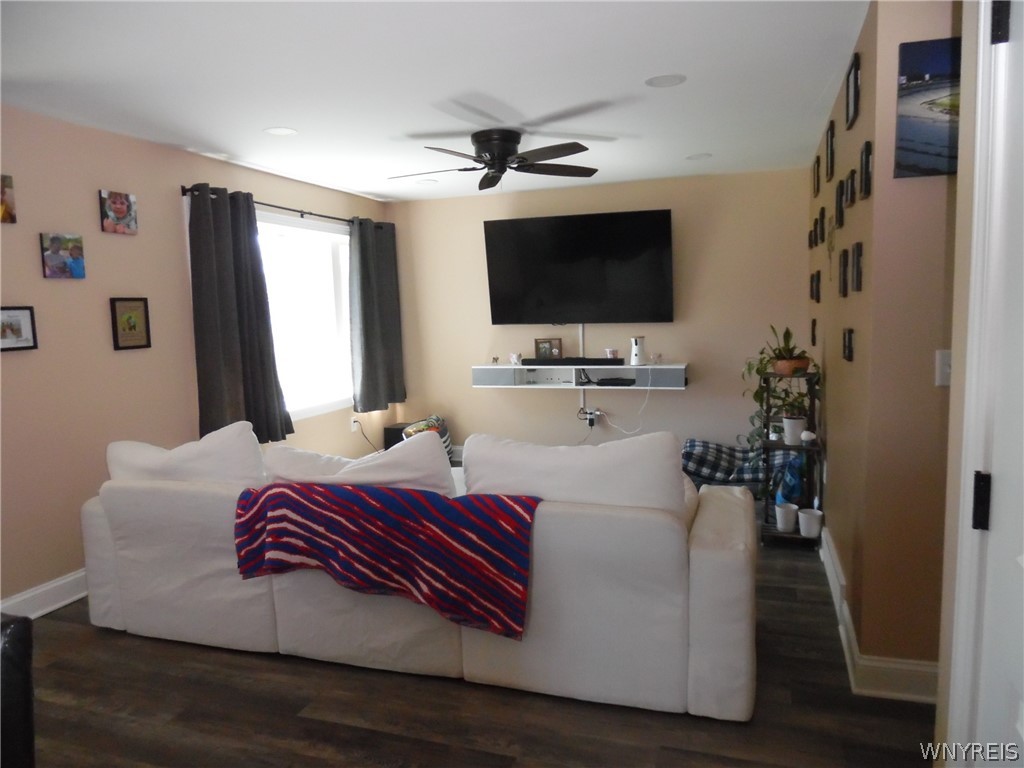 1691 Lake Road Porter, NY 14174 - Photo 8 of 15