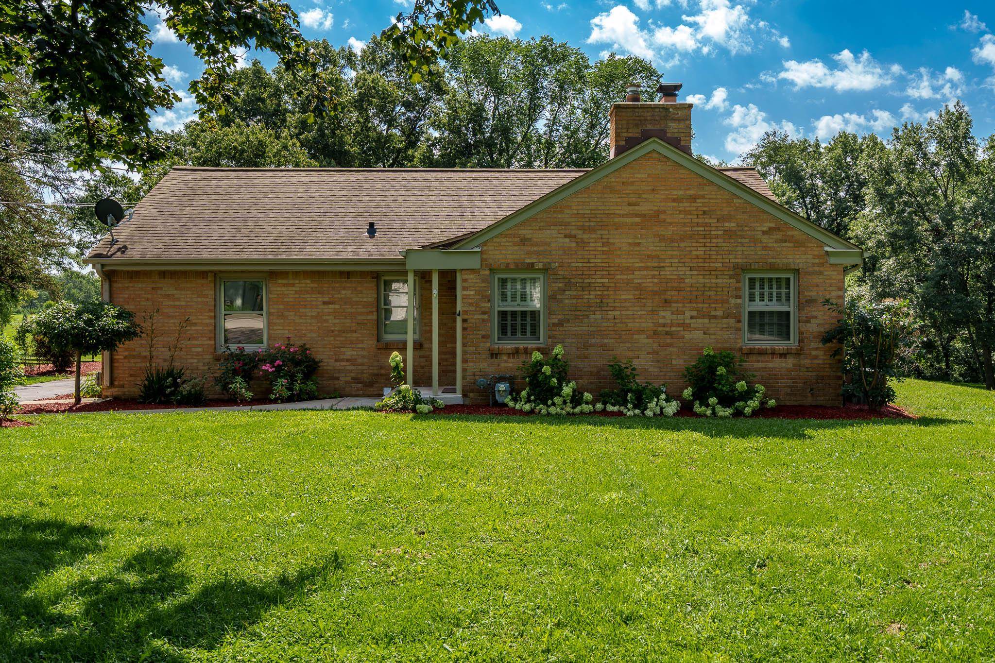 3804 Mill Road Cherry Valley, IL 61016 - Photo 4 of 71 Gallery Image 4
