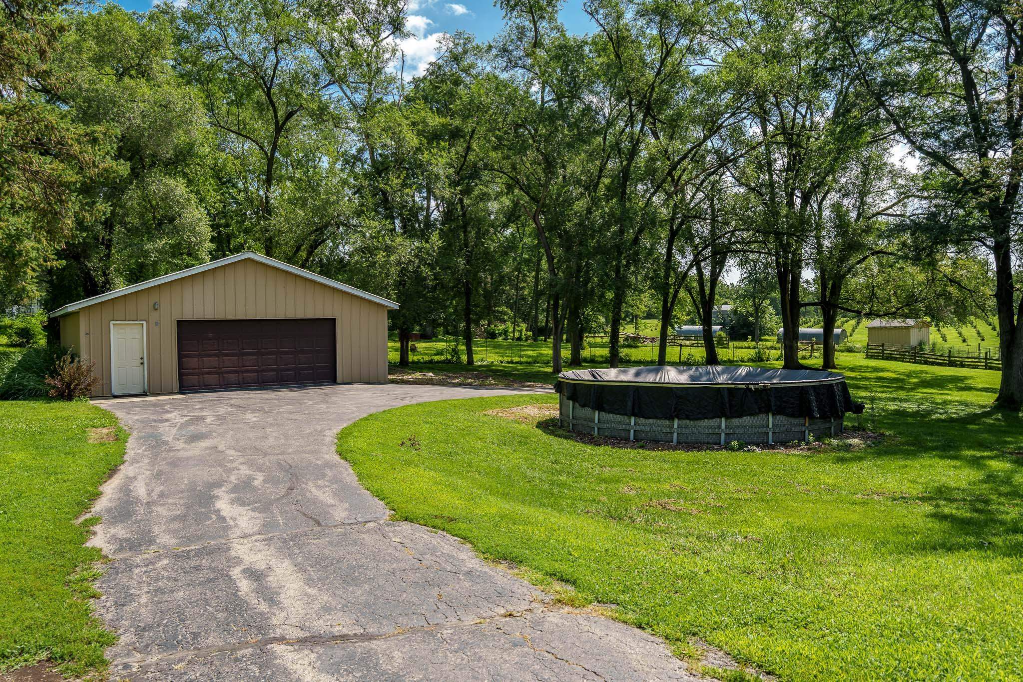 3804 Mill Road Cherry Valley, IL 61016 - Photo 5 of 71 Gallery Image 5