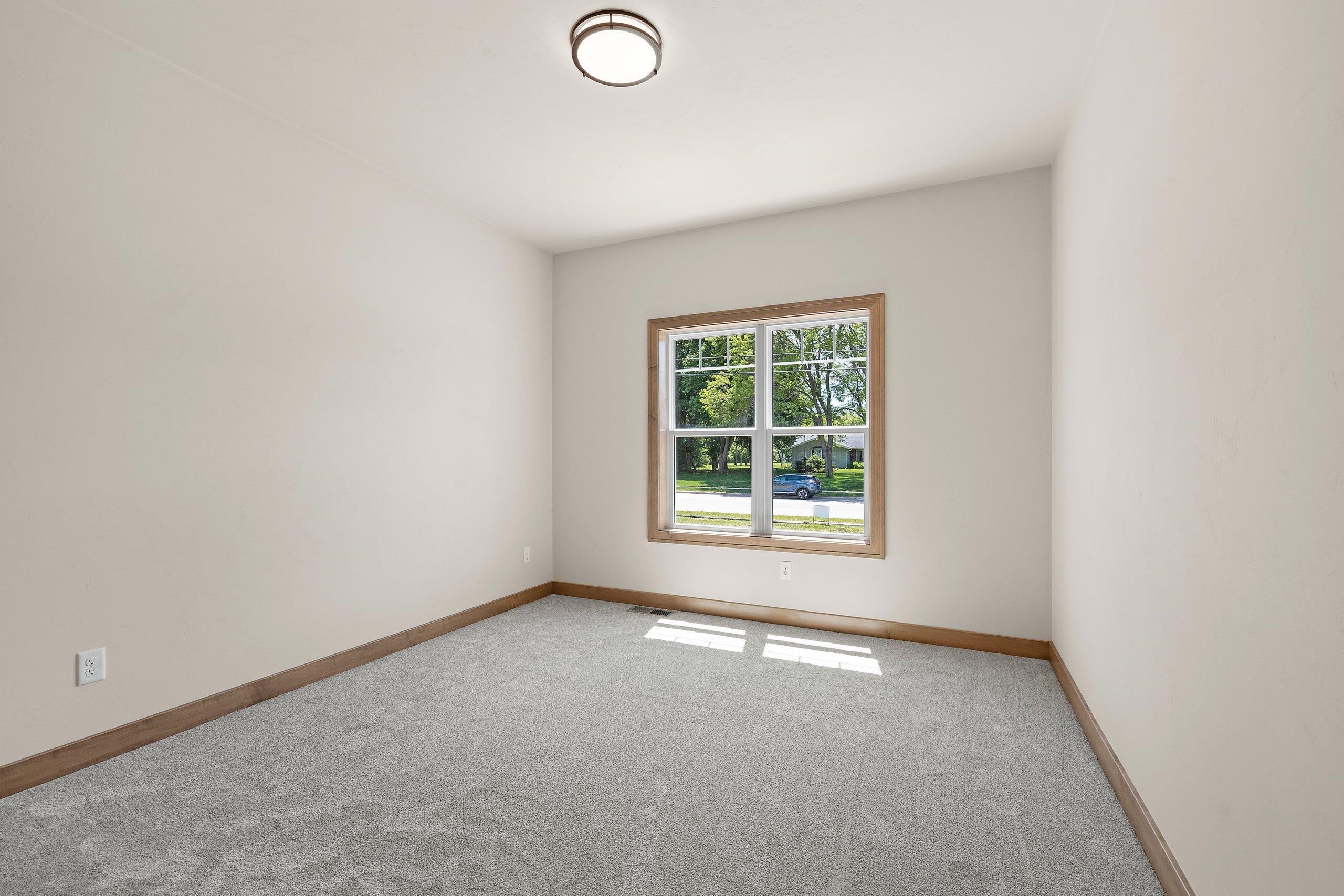 5728 West Spencer Street Appleton, WI 54914 - Photo 48 of 57