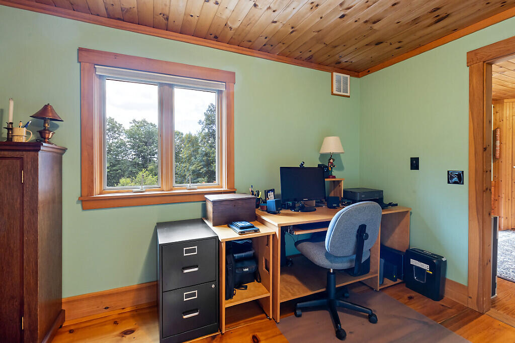 189 Pinnacle Road Canaan, ME 04924 - Photo 19 of 69 20 home office flex space