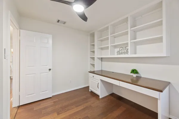 $2,095 | 7707 Montaque Drive, Austin, TX 78729