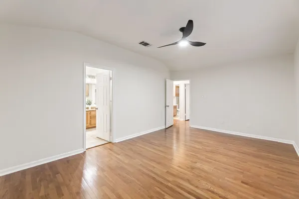 $2,095 | 7707 Montaque Drive, Austin, TX 78729