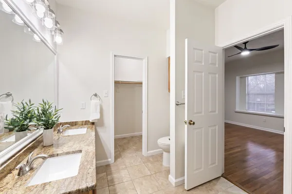 $2,095 | 7707 Montaque Drive, Austin, TX 78729