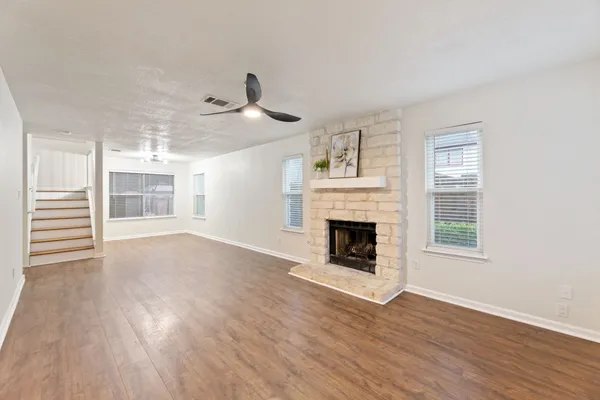 $2,095 | 7707 Montaque Drive, Austin, TX 78729