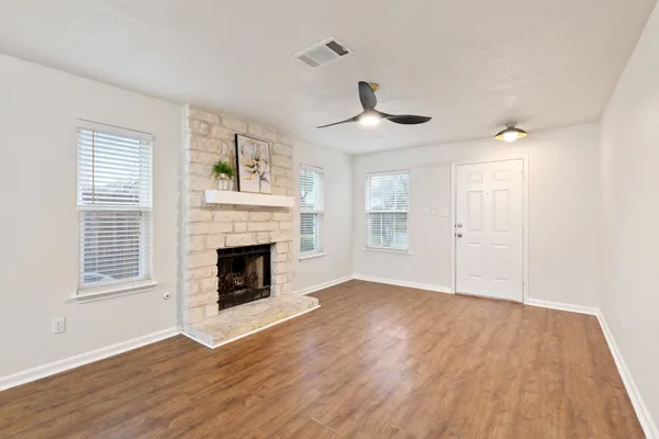 $2,095 | 7707 Montaque Drive, Austin, TX 78729