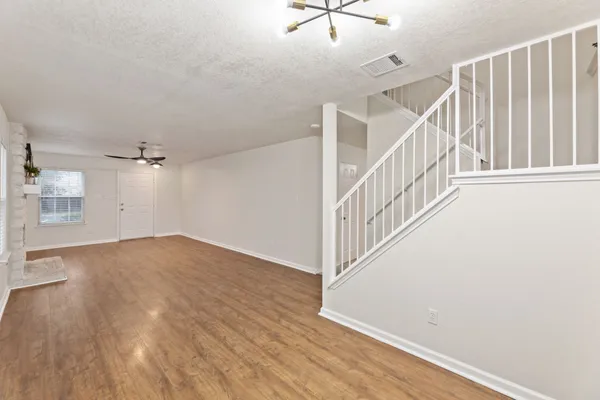 $2,095 | 7707 Montaque Drive, Austin, TX 78729